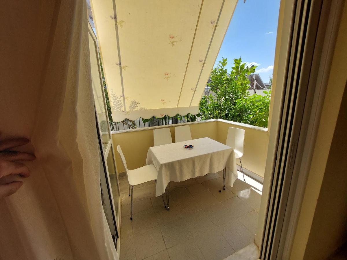 The Sun House Apartamento Sarandë Exterior foto