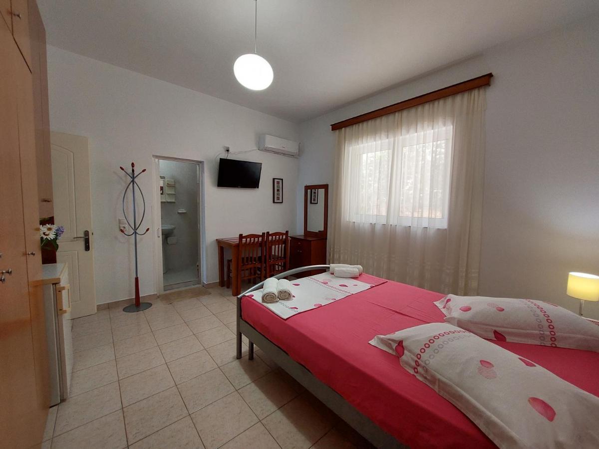 The Sun House Apartamento Sarandë Exterior foto