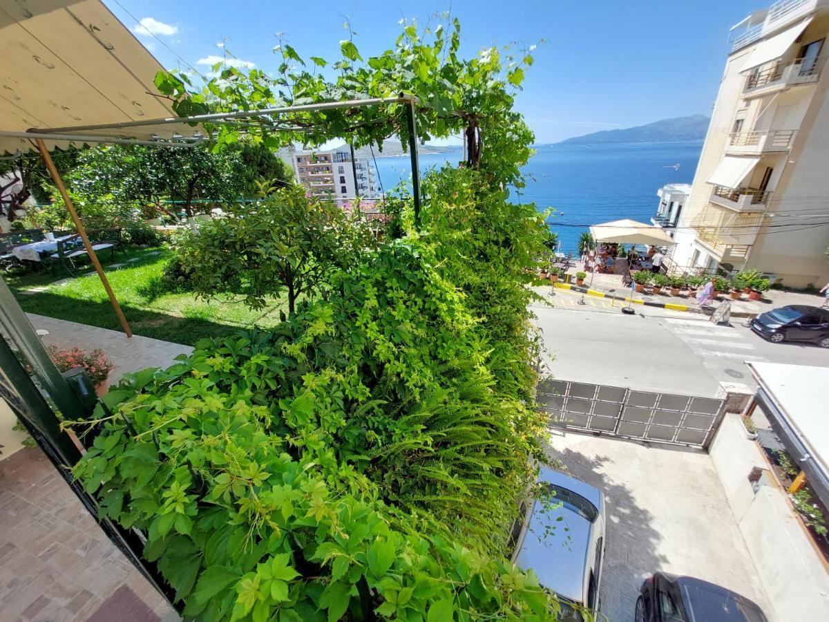 The Sun House Apartamento Sarandë Exterior foto