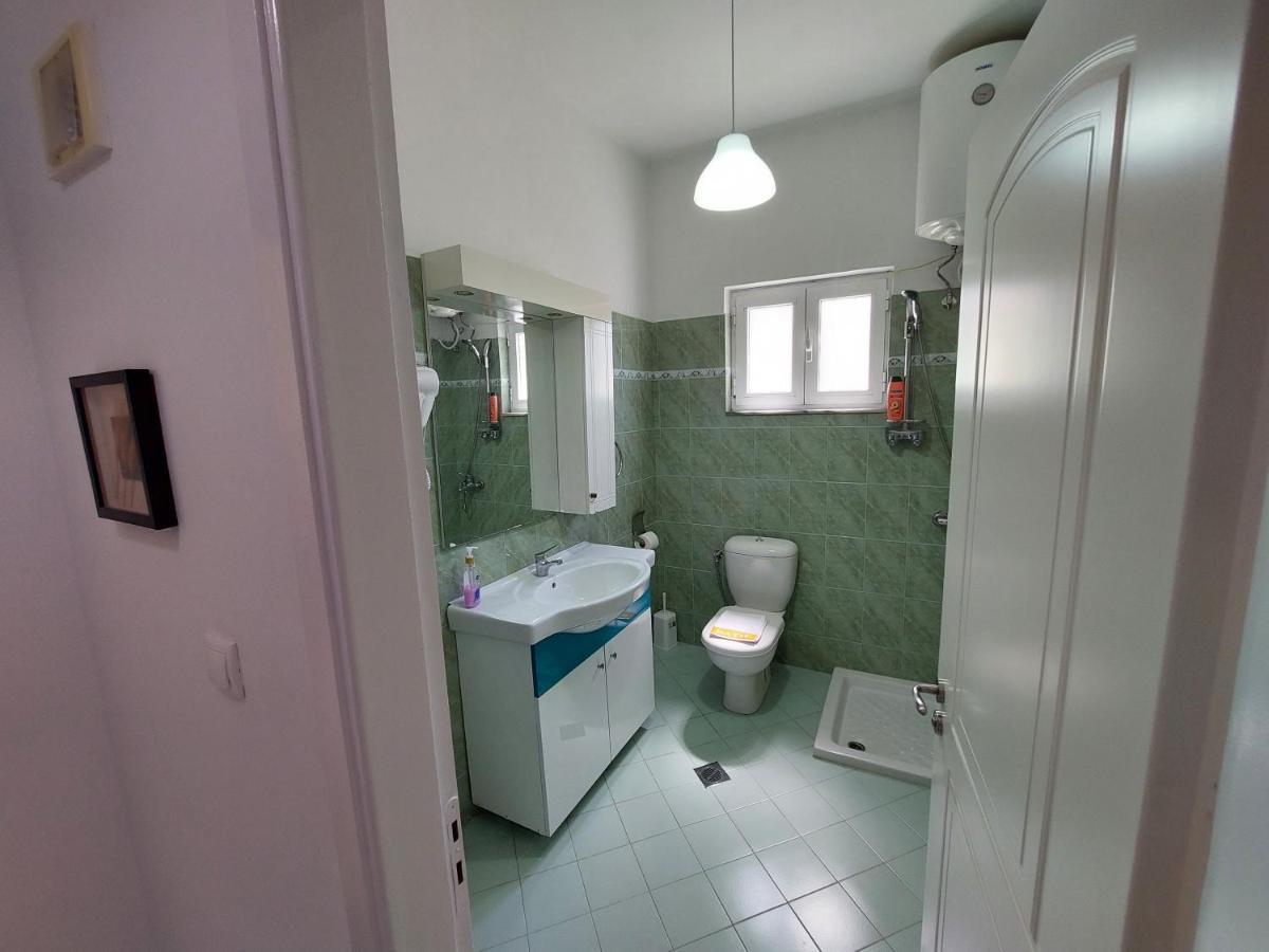 The Sun House Apartamento Sarandë Exterior foto